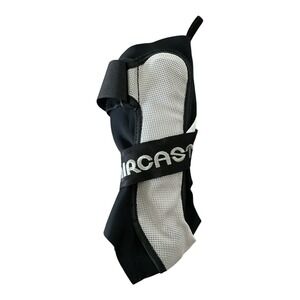 Aircast A60 Ankle Support Medium Right 02TMR Brace